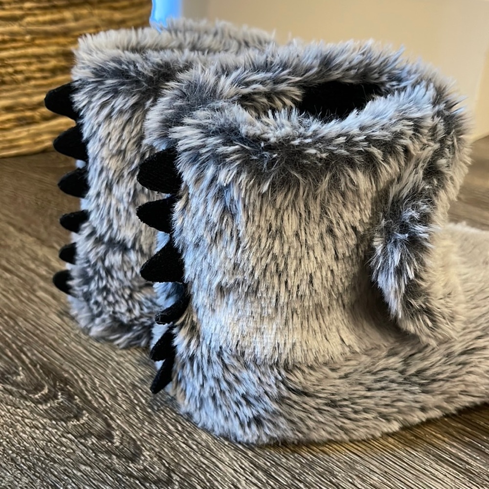TODDLER DINO SLIPPERS - Picture 3 of 5